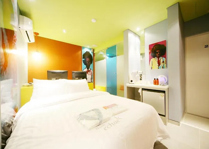 Echae Hotel 2 Sinchon Motel